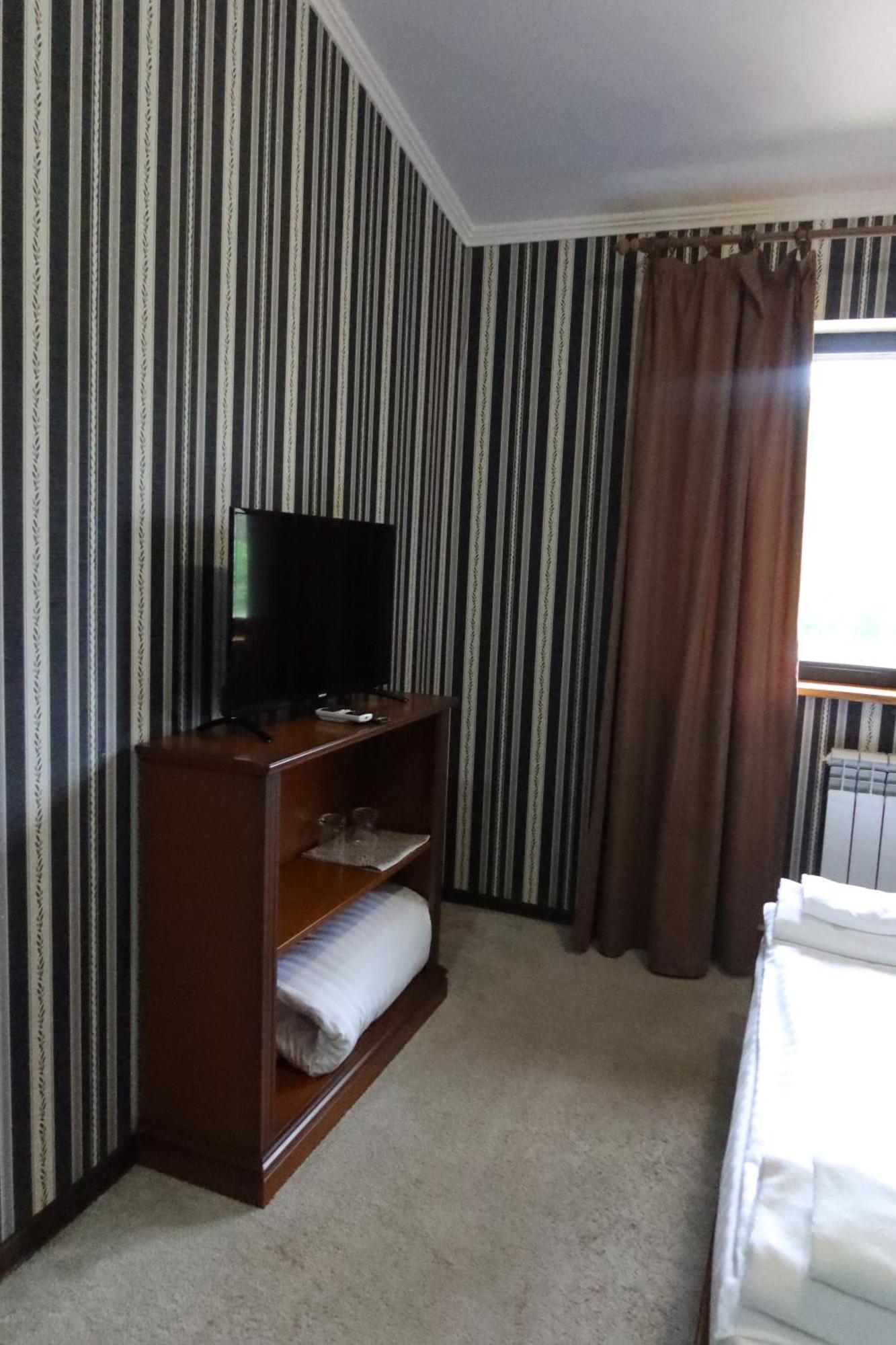Carivka Hotel Esterno foto