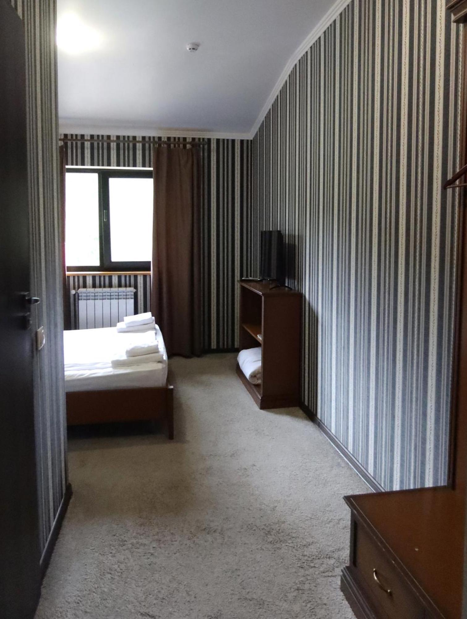 Carivka Hotel Esterno foto